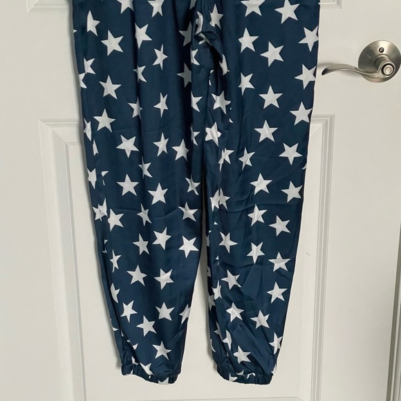New! Superdown Miranda Blue/White Star Print Allover Track Pants 35384 - Picture 4 of 11